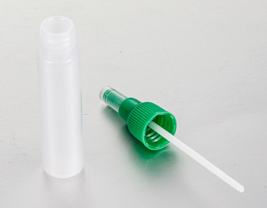 Mini botella médica de plástica con tapa